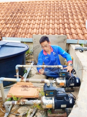 Máy bơm nước đa tầng cánh CNP CHL4-20